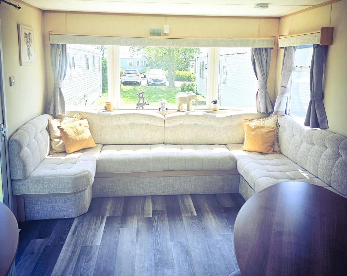 18 Nutmeg Grove Withernsea Exterior photo